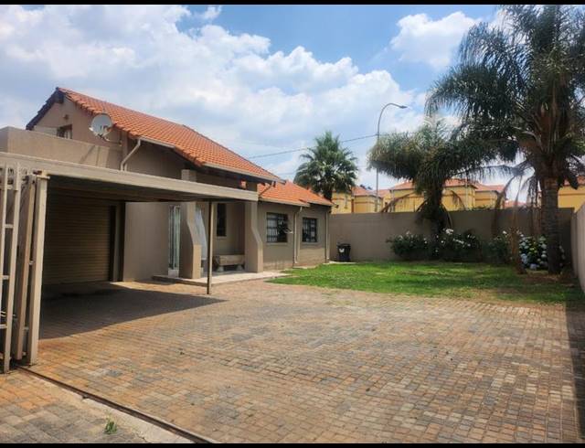 3 BEDROOM PROPERTY TO RENT IN ORMONDE